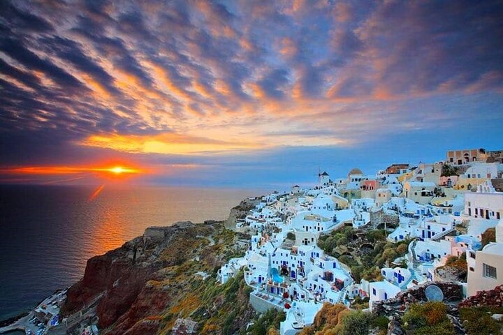 Private 5-hour Santorini Hot Spot - Image 1