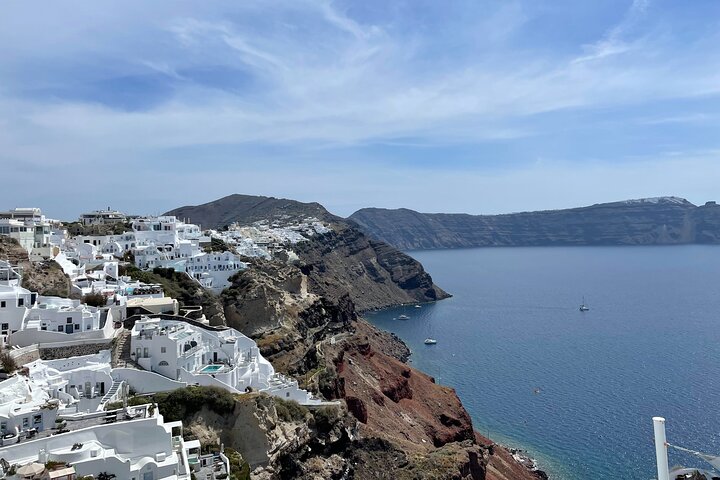 Private 5-Hour Santorini Island Tour with Winery Lunch - Image 1