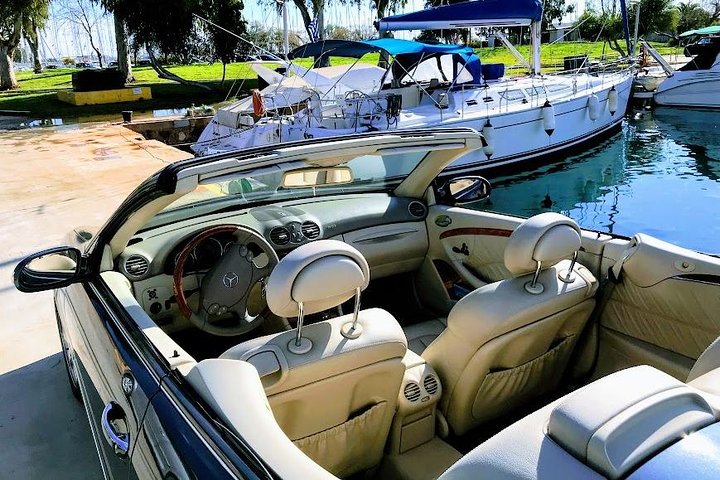 Private Cabrio 5 Hours Santorini Highlights Tour - Image 1