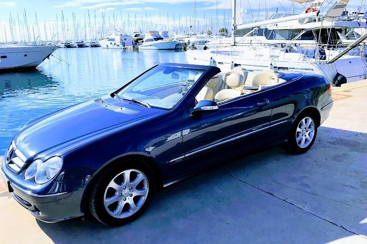 Private Cabrio 5 Hours Santorini Highlights Tour - Image 3
