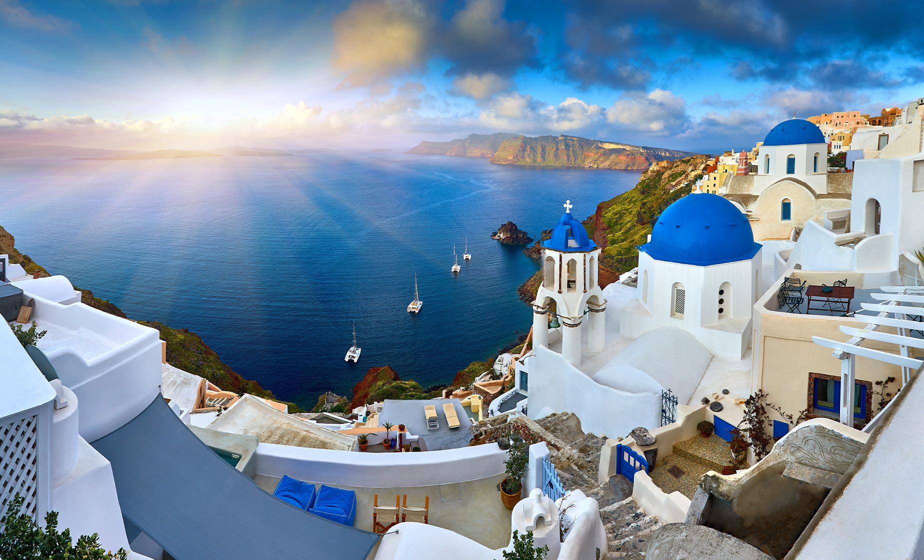 Private Guided Highlights of Santorini - Image 1