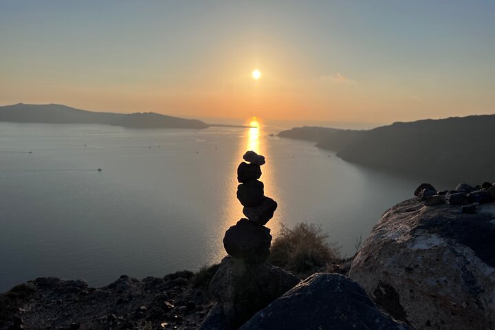 Private Guided Tour around Santorini with Uncrowded Sunset - Image 5