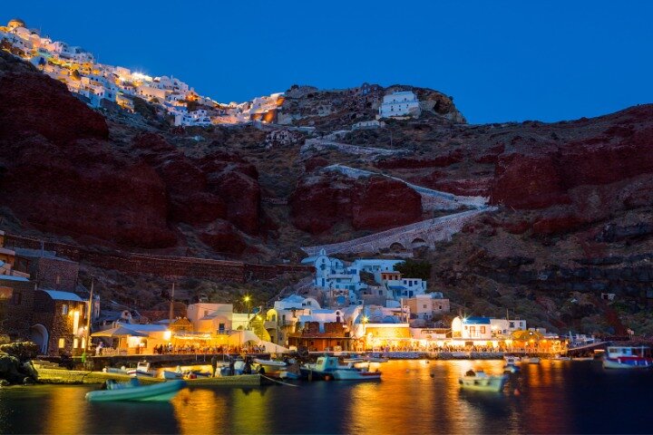 Private Oia and Ammoudi Sunset Experience - Image 5