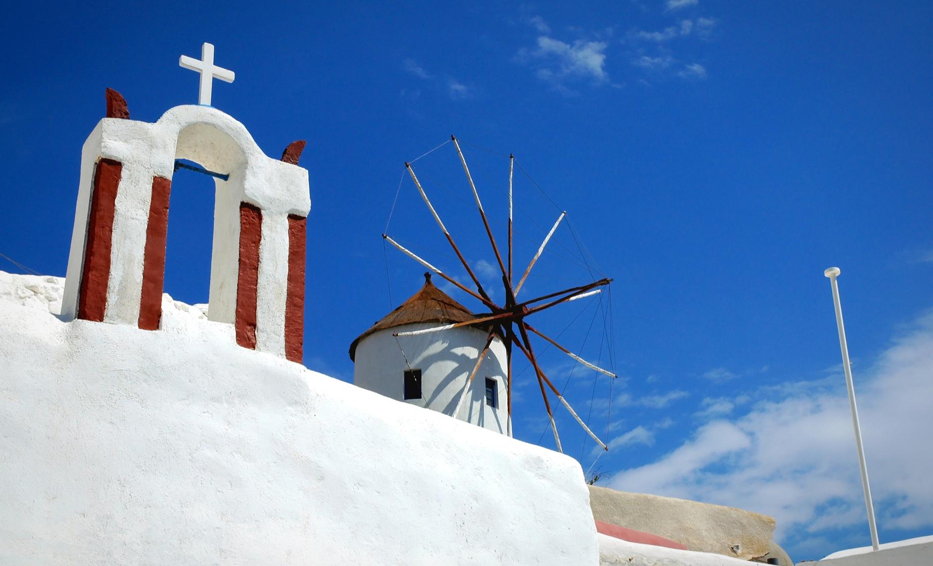 Private Oia Village with Wine Tasting - Image 1
