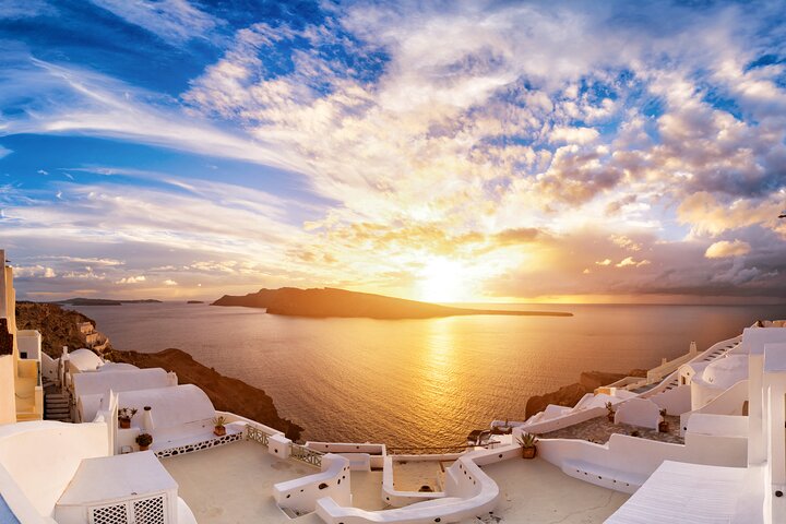 Private Santorini Half-Day Guided Tour with Horse Riding - Image 1