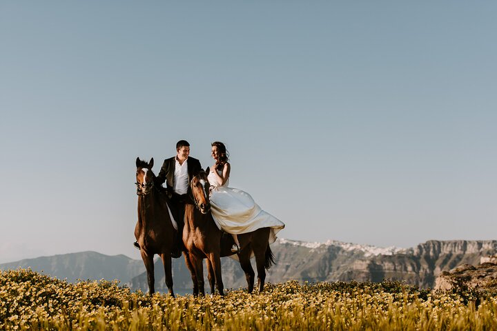 Private Santorini Half-Day Guided Tour with Horse Riding - Image 2