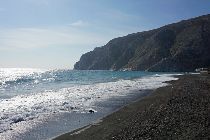 Private Santorini Sunset, Highlights & Wine Shore Excursion - Image 2