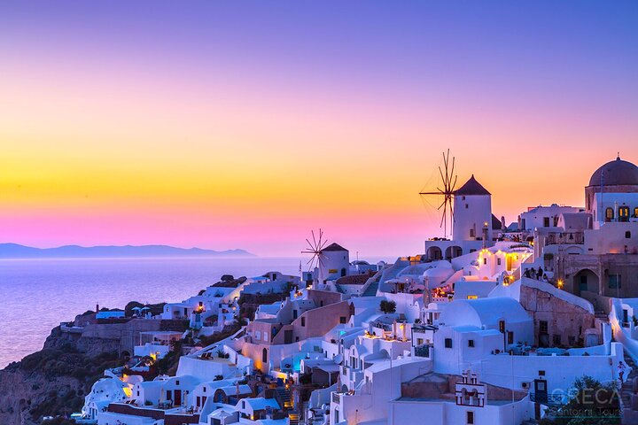 Private Sunset Tour in Santorini - Image 1