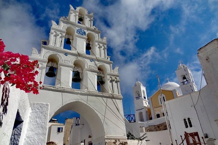 Private Tailor-Made Tour- Explore Santorini with comfort & style - Image 4