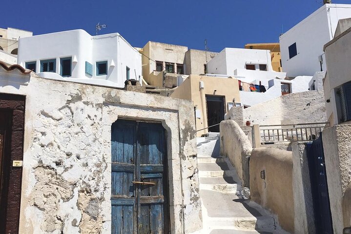 Private Tour in Santorini with Wine Tasting - Image 5
