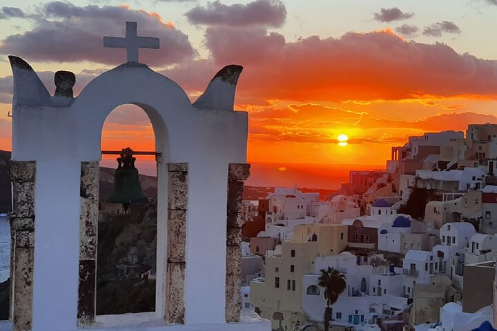 Private Tour: Santorini Panorama SUV Adventure - Image 3