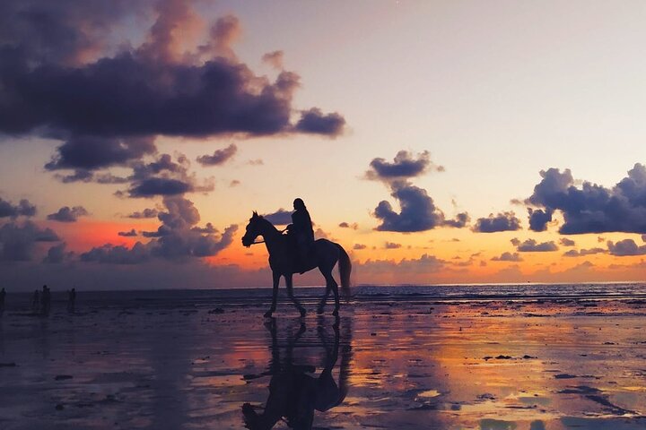 Riding the Waves at Eros Black Beach - Image 2