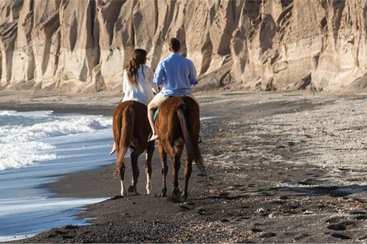 Riding the Waves at Eros Black Beach - Image 3