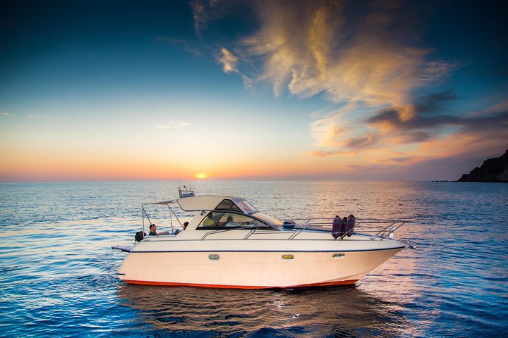 Santorini 5 - Hours Private Day Or Sunset Cruise with Bbq and Drinks - Image 1