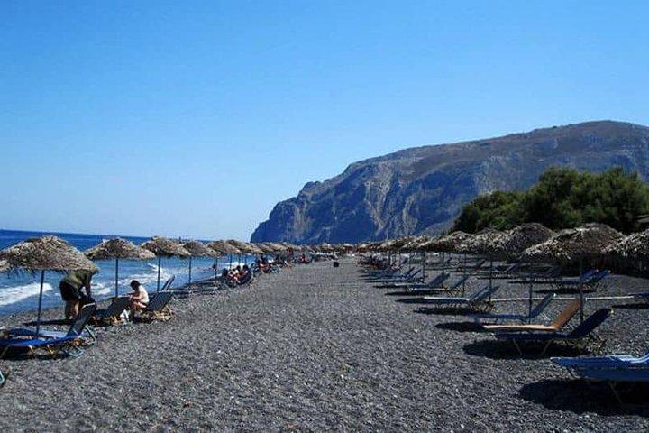 Santorini Easy Private Family Tour  - Image 5