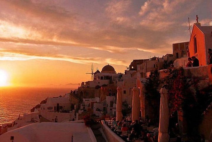 Santorini Explore Oia for 3 hours ( Roundtrip transport ) - Image 2