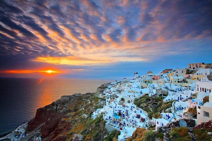 Santorini Family Friendly Private Tour  - Image 1