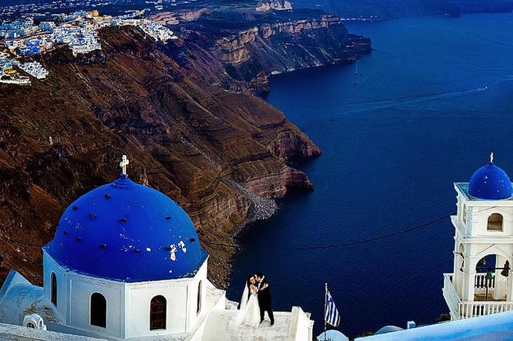 Santorini Fira-Oia-Firostefani 4 Hours - Image 1