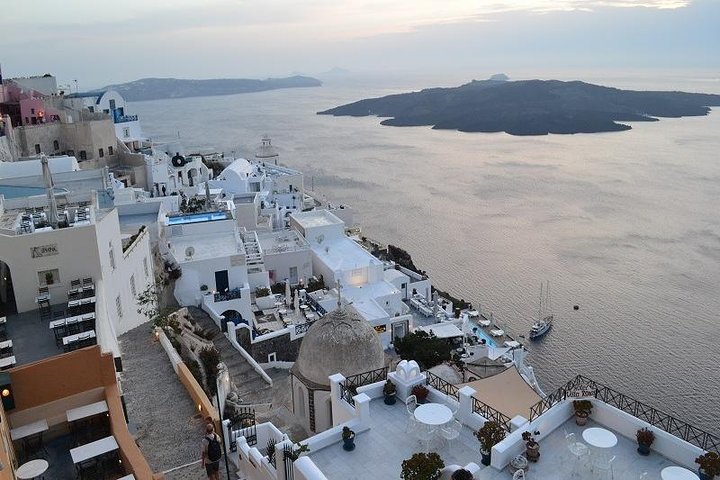 Santorini Fira-Oia-Firostefani 4 Hours - Image 3