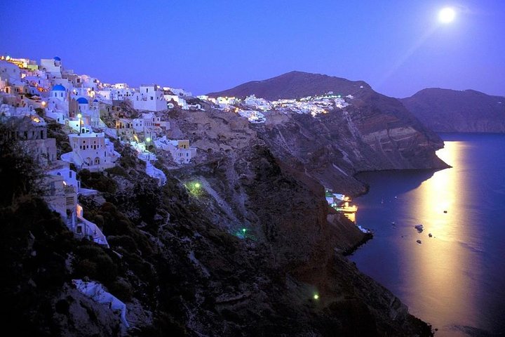 Santorini Fira-Oia tour 3-4h - Image 1