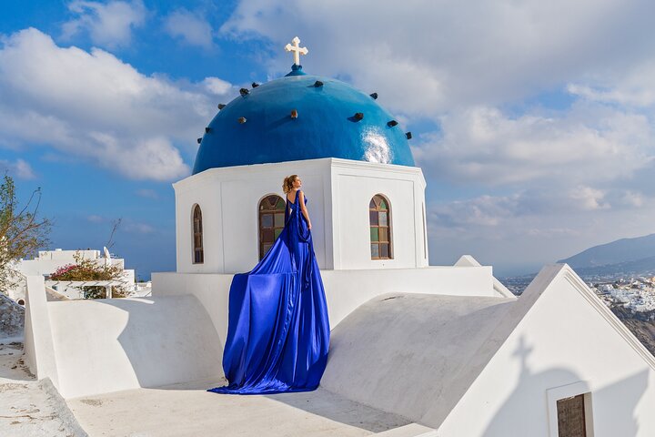 Santorini Flying Dress Photoshoot by Professionals - Image 4