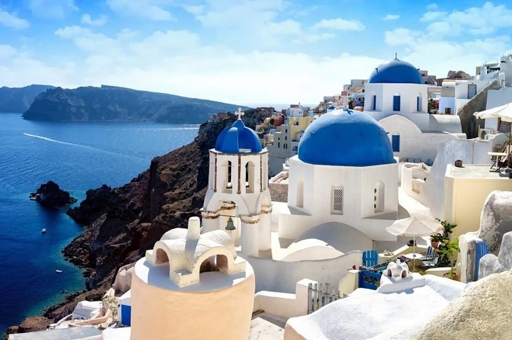 Santorini Highlight Private Tour 6 hours - Image 1