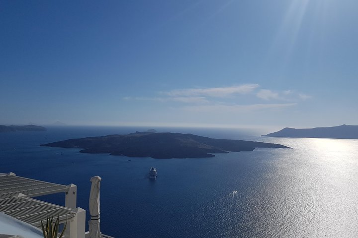 Santorini in a day - Image 4