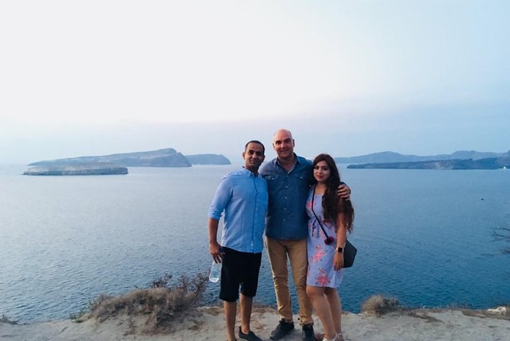 Santorini in a Day: See the Best of Santorini Private Tour - Image 4
