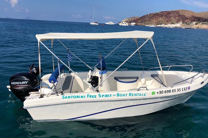 Santorini: License Free - Boat Rental "AELIA" - Image 2