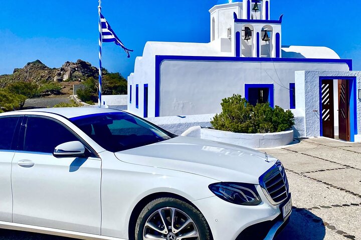 Santorini Limousine Private Half Day Tour  - Image 1
