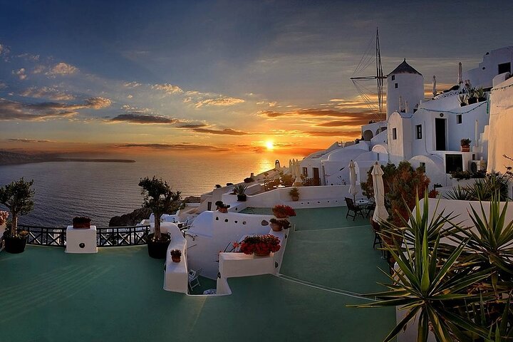 Santorini: Oia After Sunset - Cultural Walking Tour  - Image 1