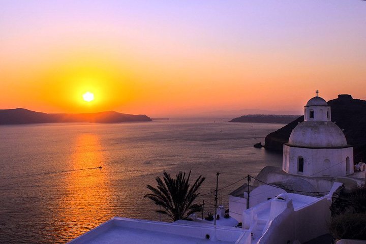 Santorini organized tour half day - Image 3