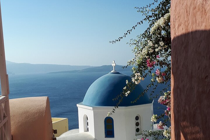 Santorini Photo Touring Experience - Image 1