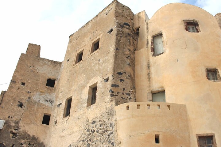 Santorini Private 8 hours Sightseeing Tour - Image 5