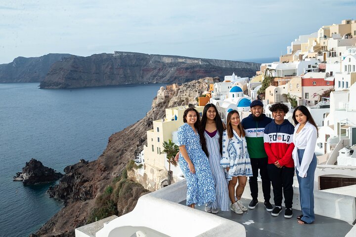 Santorini Private Photography tours. - Image 2