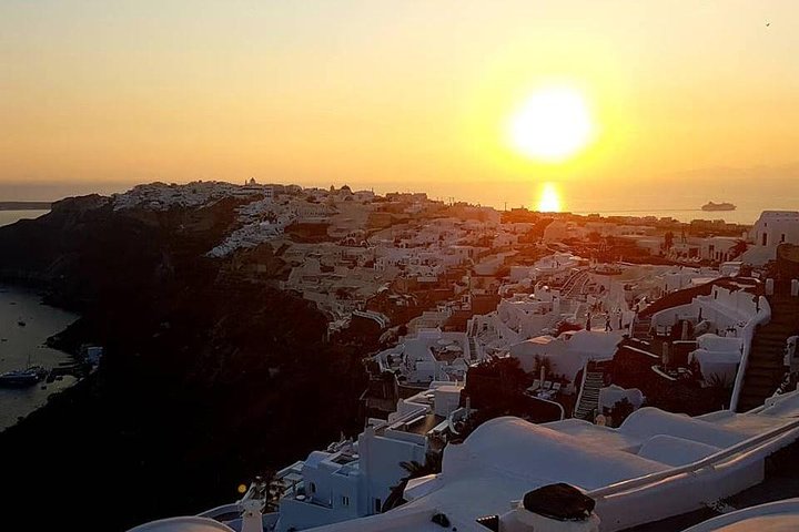 Santorini Round Tour - Image 5