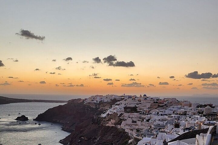 Santorini Tour 5 Hour Small group - Image 2