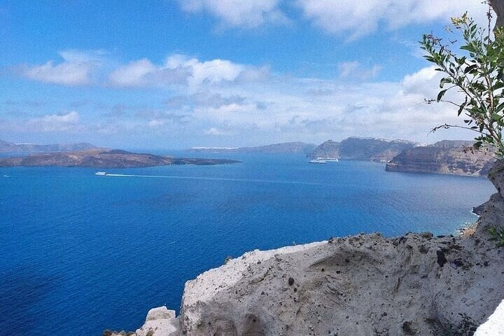 Santorini Tour 5 Hour Small group - Image 3