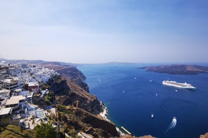 Santorini Tour Highlights 6h for Groups and Families - Image 1