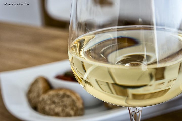  Santorini Wine Tasting & Food Pairing :Taste good life at Santorini - Image 1
