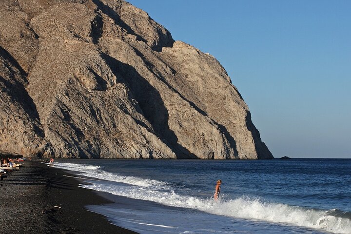 Santorini's Hidden Gems: Full-day Private Guided Tour - Image 4