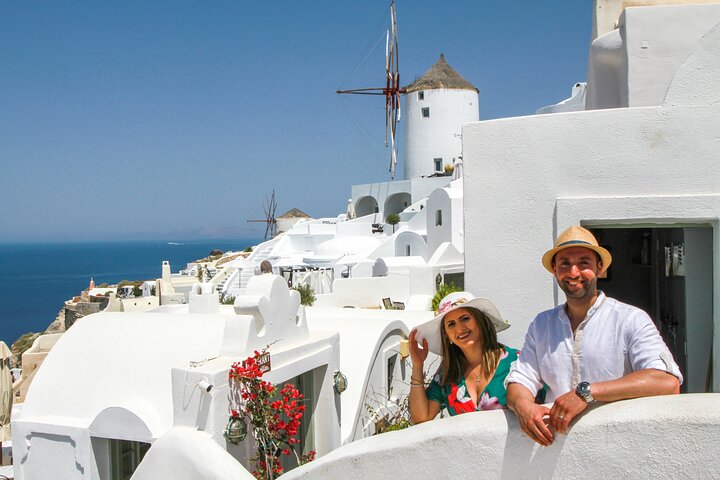 Santorini's Hidden Gems with Wine Tasting: 6-Hour Private Tour - Image 2