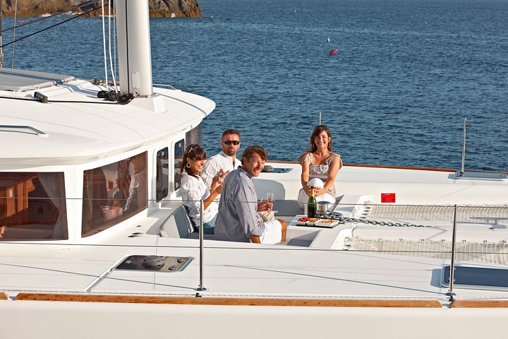 Shared Platinum Morning Trip of Santorini via Hot Springs & White Beach - Image 3