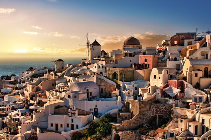 Small-Group or Private Sunset Walking Tour of Santorini with Tastings & Drinks - Image 5