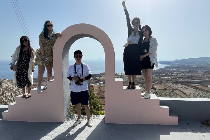 Sunset Private Tour Experience in Santorini island - Image 2