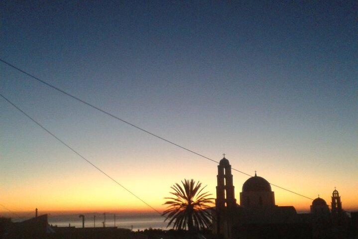 Tailor made Santorini Night Tour - Image 4