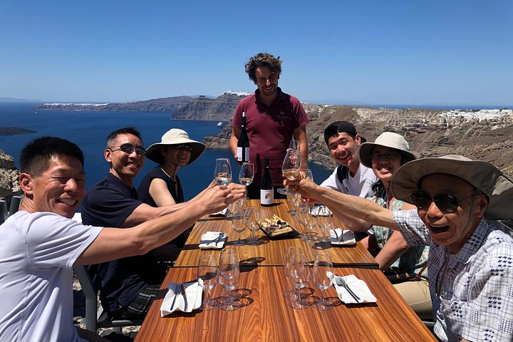The Art of Wine - A Real taste of Santorini - Image 2