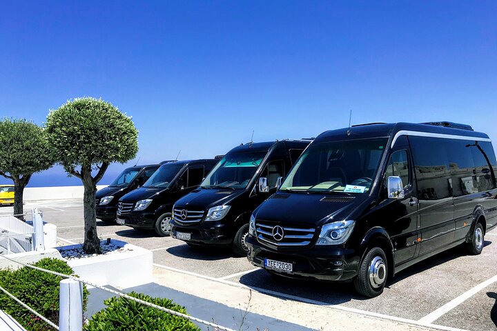 Top Santorini Attractions 5 Hours Private Custom Tour - Image 4
