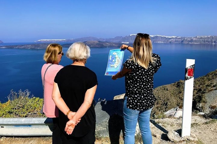 Top Santorini Attractions Highlights Day Tour 7 Hours - Image 1