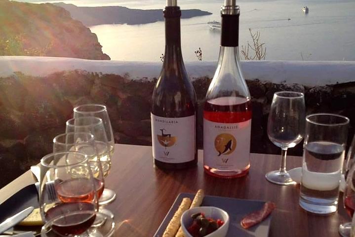 Traditional villages and wine tasting tour for small group - Image 1